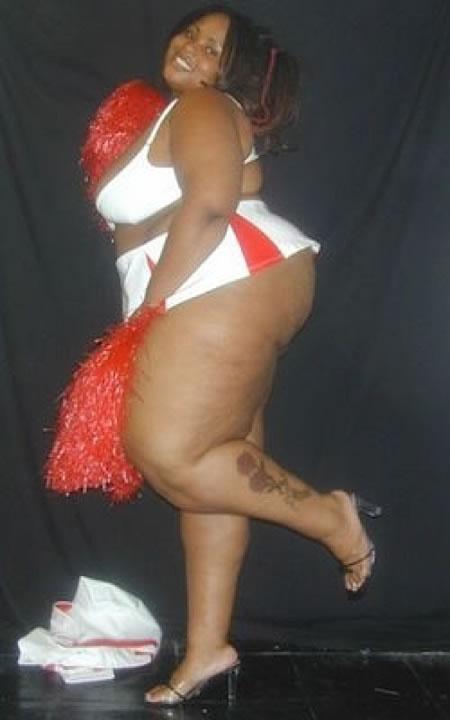 95 Big Beautiful Cheerleader