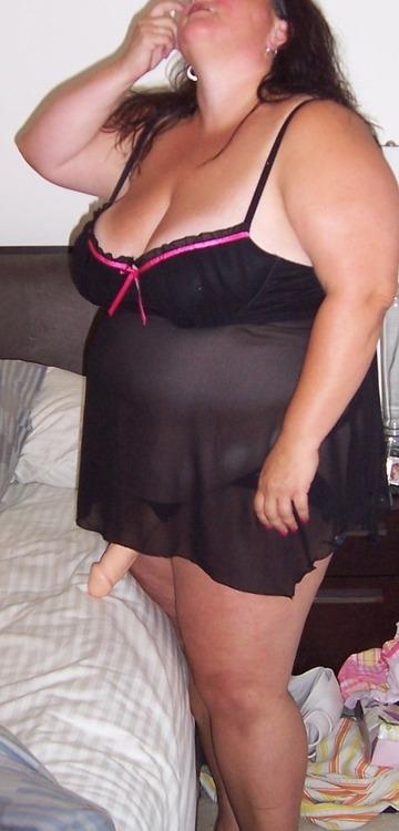 bbw with dildo belt tumblr_msvrid5JDh1ra0ayqo1_500